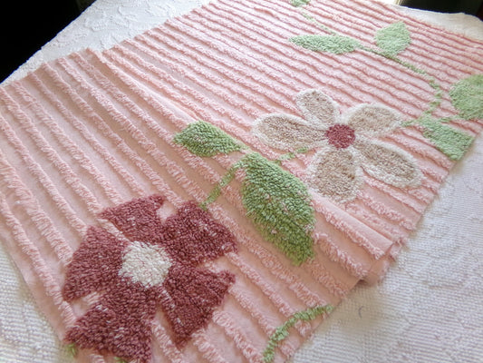big daisies pink vintage style chenille fabric, thickly tufted flowers, 22"x 37" inch piece of quilt & sewing material, great for pillow
