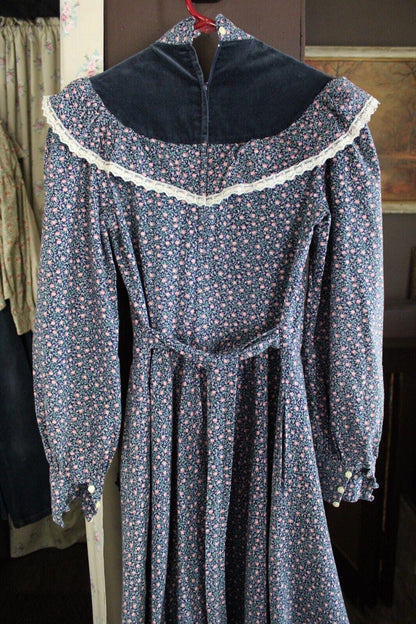 Beautiful Gunne Sax Vintage Clothing Lot 2 Dresses, Peplum Boho Floral, Prairie Midi